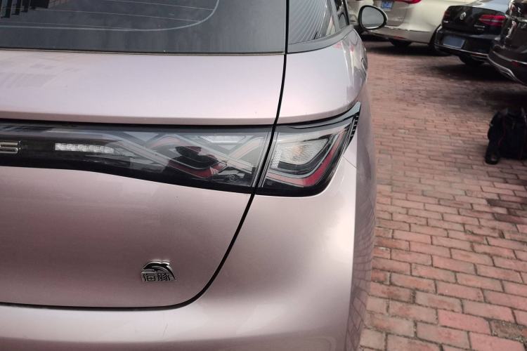 Used BYD Dolphin 2021 405 km Fashion Edition Exterior 6
