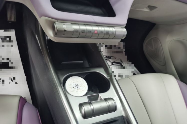 Used BYD Dolphin 2021 405 km Fashion Edition Gear Lever