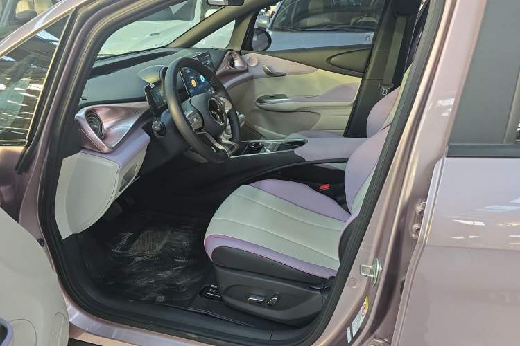 Used BYD Dolphin 2021 405 km Fashion Edition Interior 1