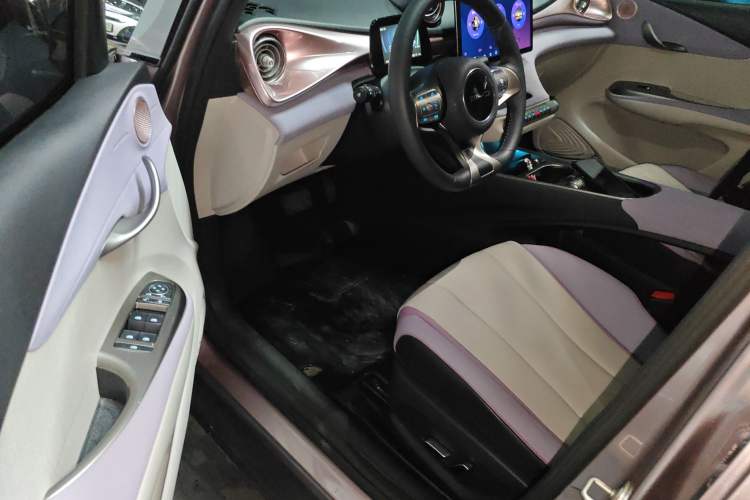 Used BYD Dolphin 2021 405 km Fashion Edition Interior 3