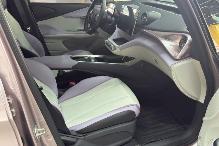 Used BYD Dolphin 2021 405 km Fashion Edition Interior 7
