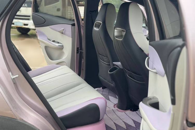 Used BYD Dolphin 2021 405 km Fashion Edition Interior 9