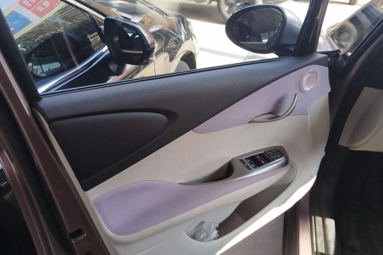 Used BYD Dolphin 2021 405 km Fashion Edition Left Front Door Interior