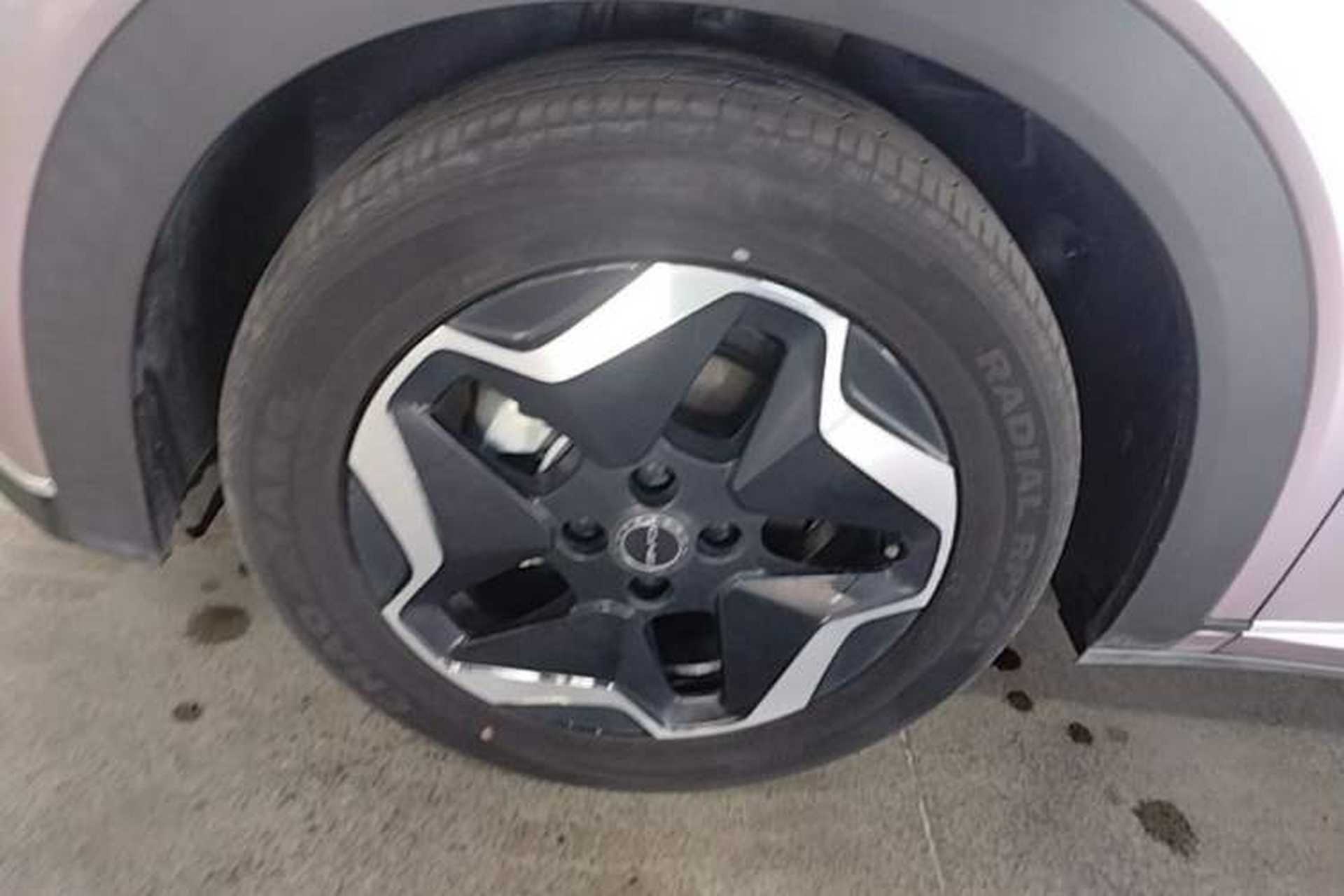 Used BYD Dolphin 2021 405 km Free Version Left Front Wheel Hub