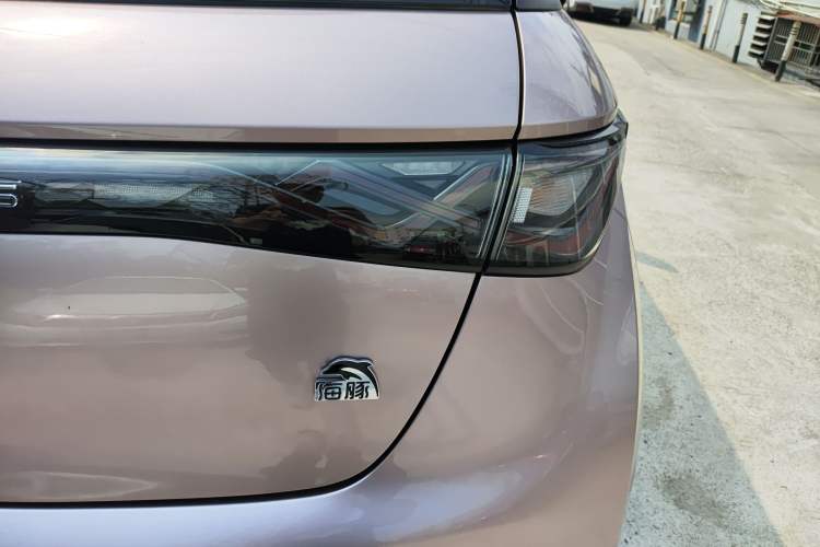 Used BYD Dolphin 2021 405 km Fashion Edition Right Rear Taillight