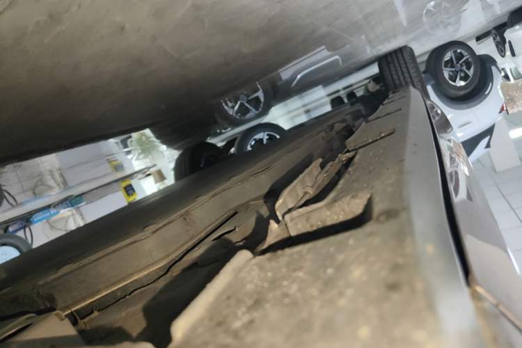 Used BYD Dolphin 2021 405 km Fashion Edition Right Side Sill