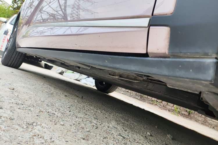 Used BYD Dolphin 2021 405 km Fashion Edition Right Side Sill