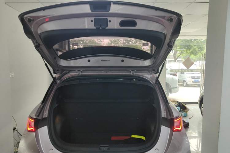 Used BYD Dolphin 2021 405 km Fashion Edition Trunk