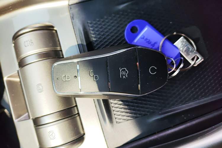Used BYD Dolphin 2021 405 km Fashion Edition Vehicle Key
