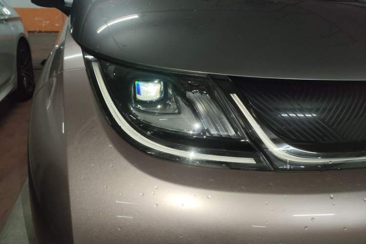 Used BYD Dolphin 2021 405 km Fashion Edition Right Front Headlight