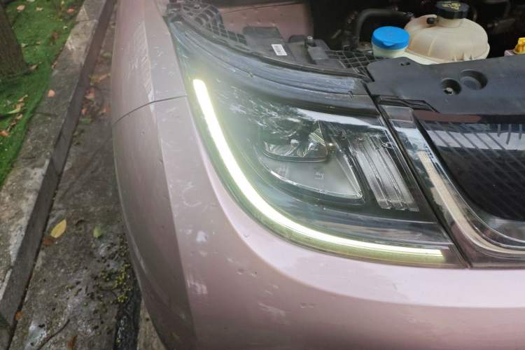 Used BYD Dolphin 2021 405 km Fashion Edition Right Front Headlight
