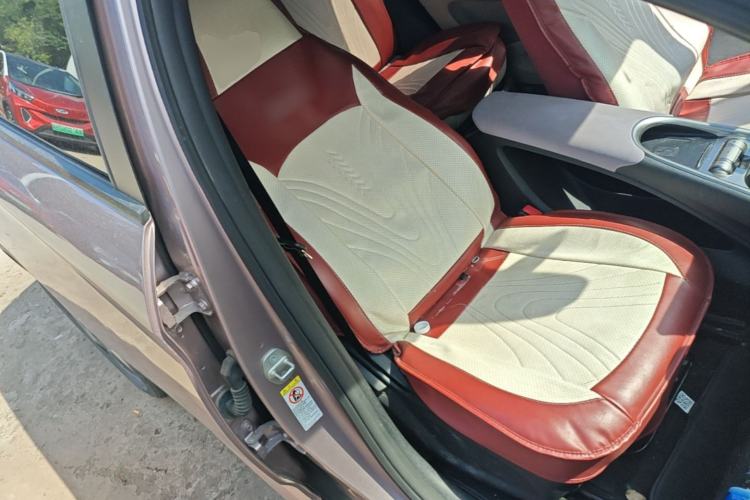 Used BYD Dolphin 2021 405 km Fashion Edition Right Front Seat