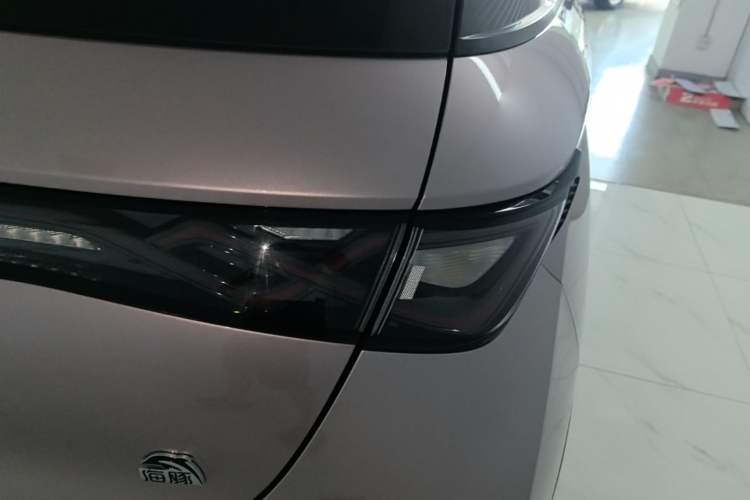 Used BYD Dolphin 2021 401km Knight Edition Right Rear Taillight