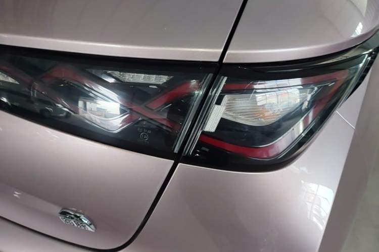 Used BYD Dolphin 2021 405 km Free Version Right Rear Taillight