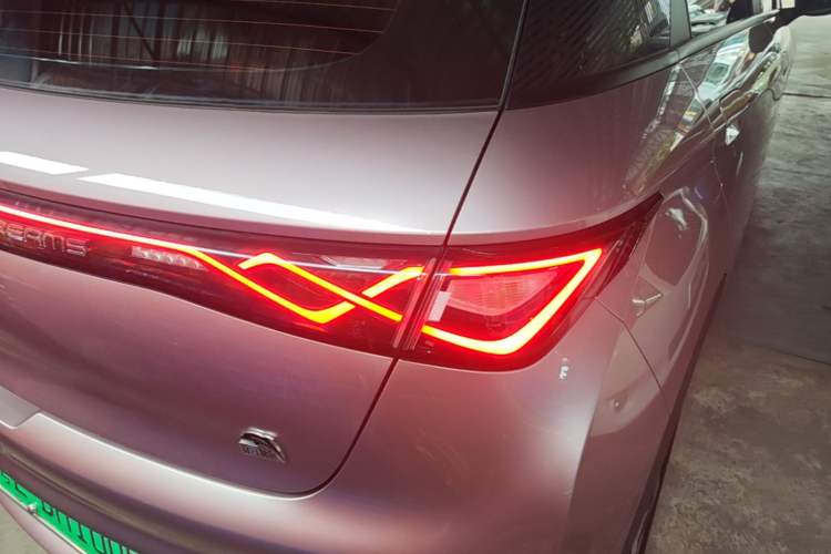 Used BYD Dolphin 2021 405 km Fashion Edition Right Rear Taillight