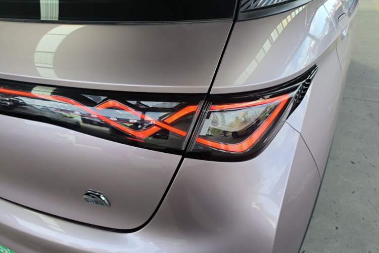Used BYD Dolphin 2021 405 km Free Version Right Rear Taillight