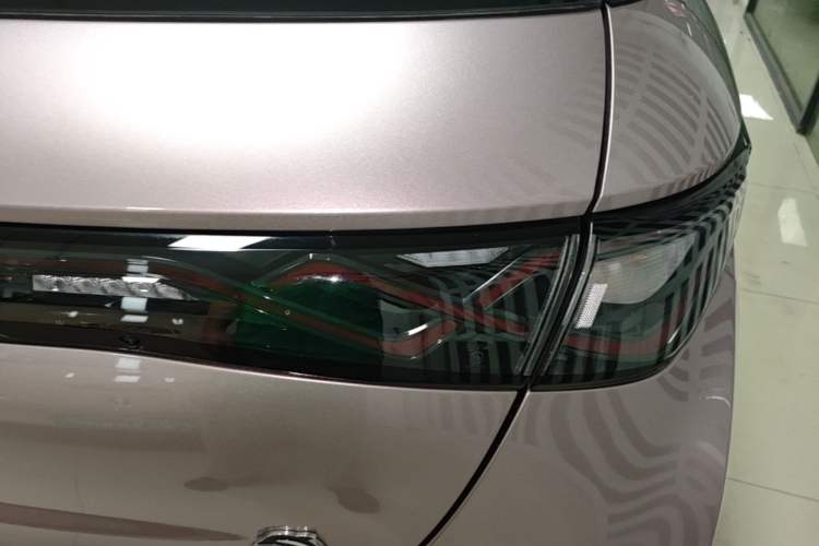 Used BYD Dolphin 2021 405 km Fashion Edition Right Rear Taillight