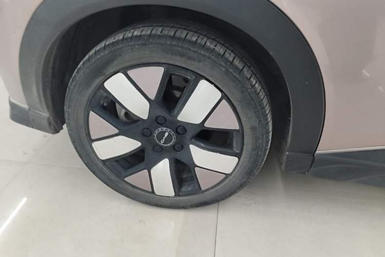 Used BYD Dolphin 2021 401km Knight Edition Right Rear Wheel Hub