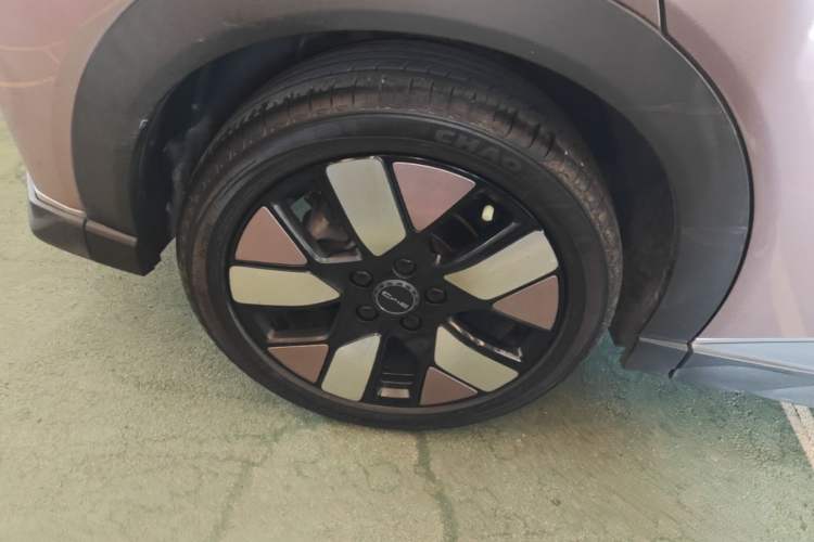 Used BYD Dolphin 2021 401km Knight Edition Right Rear Wheel Hub