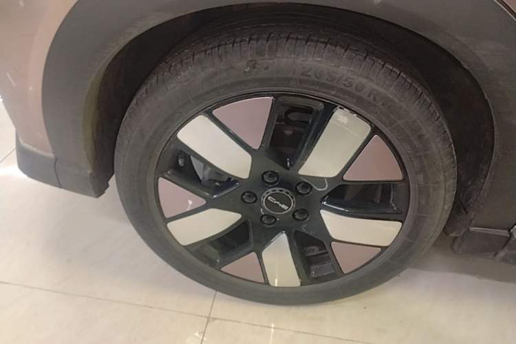 Used BYD Dolphin 2021 401km Knight Edition Right Rear Wheel Hub