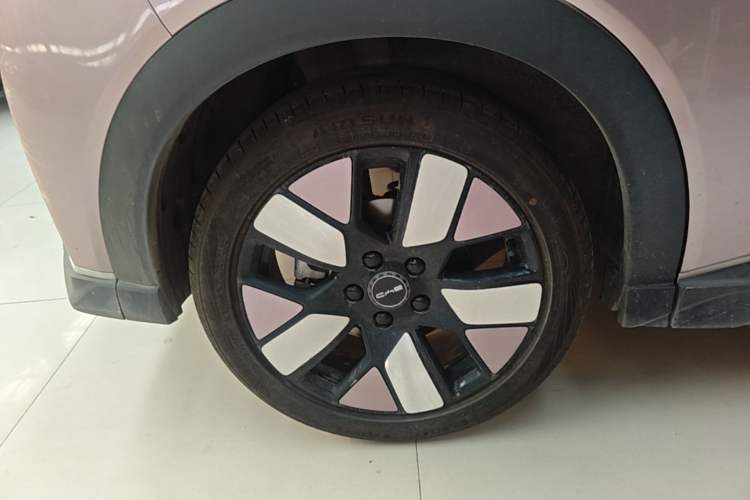 Used BYD Dolphin 2021 401km Knight Edition Right Rear Wheel Hub