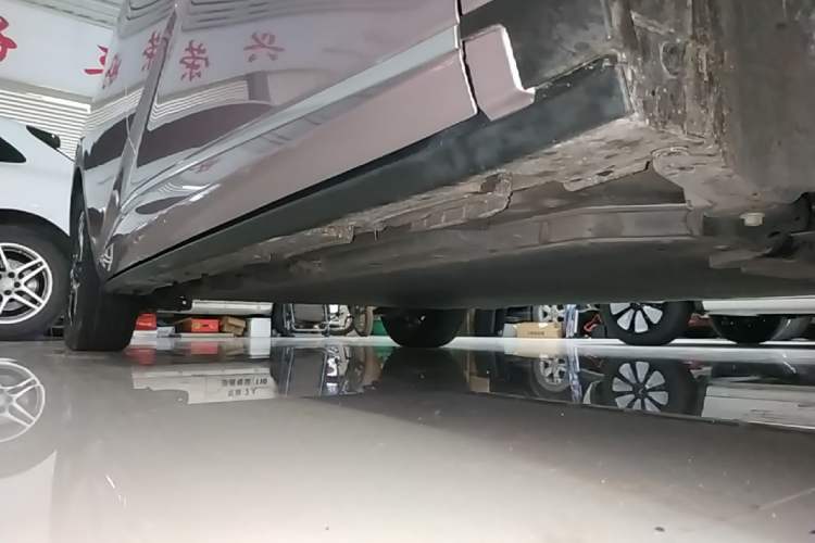 Used BYD Dolphin 2021 405 km Fashion Edition Right Side Sill