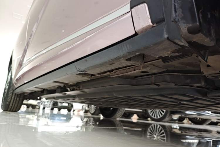 Used BYD Dolphin 2021 405 km Fashion Edition Right Side Sill