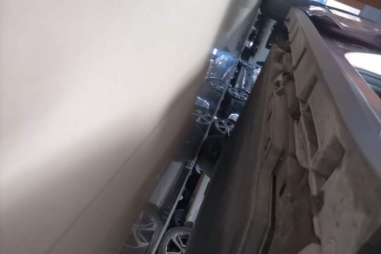 Used BYD Dolphin 2021 405 km Free Version Right Side Sill