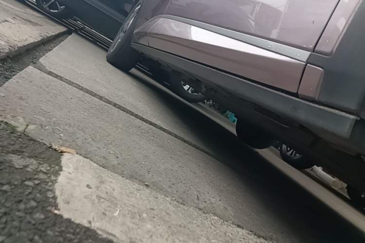 Used BYD Dolphin 2021 405 km Fashion Edition Right Side Sill