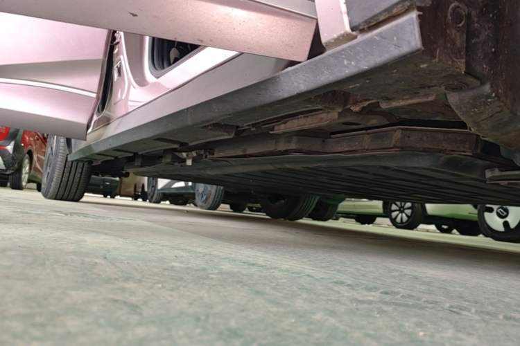 Used BYD Dolphin 2021 405 km Fashion Edition Right Side Sill