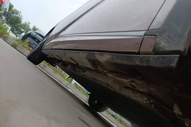 Used BYD Dolphin 2021 405 km Fashion Edition Right Side Sill