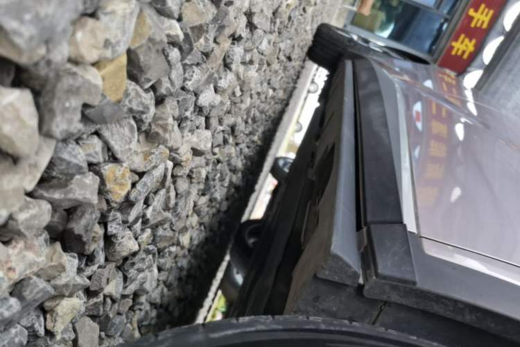 Used BYD Dolphin 2021 401km Knight Edition Right Side Sill