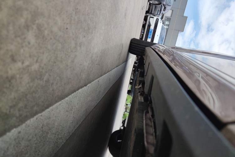 Used BYD Dolphin 2021 405 km Fashion Edition Right Side Sill