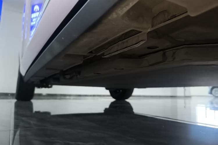 Used BYD Dolphin 2021 405 km Fashion Edition Right Side Sill