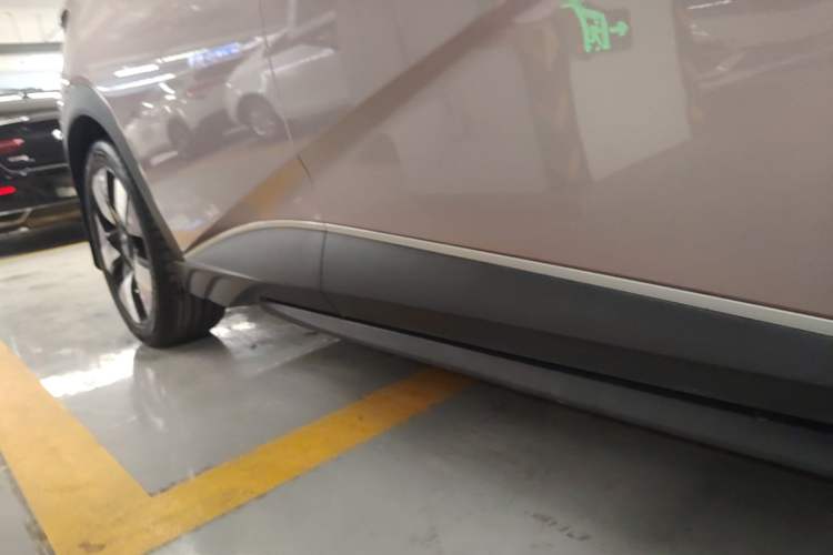 Used BYD Dolphin 2021 401km Knight Edition Right Side Sill