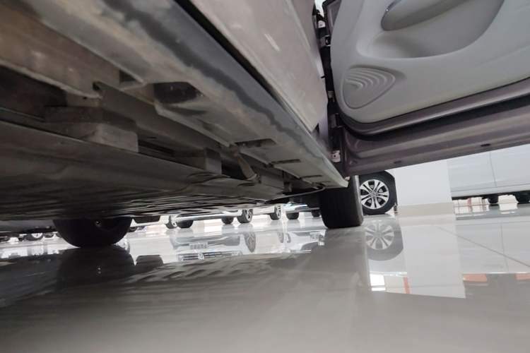 Used BYD Dolphin 2021 405 km Fashion Edition Right Side Sill