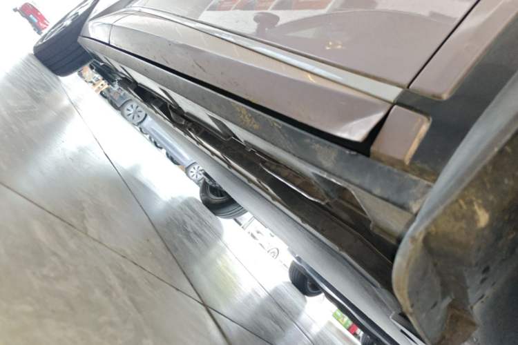 Used BYD Dolphin 2021 405 km Fashion Edition Right Side Sill