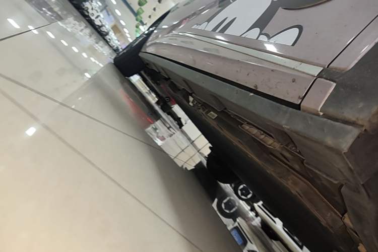 Used BYD Dolphin 2021 405 km Fashion Edition Right Side Sill