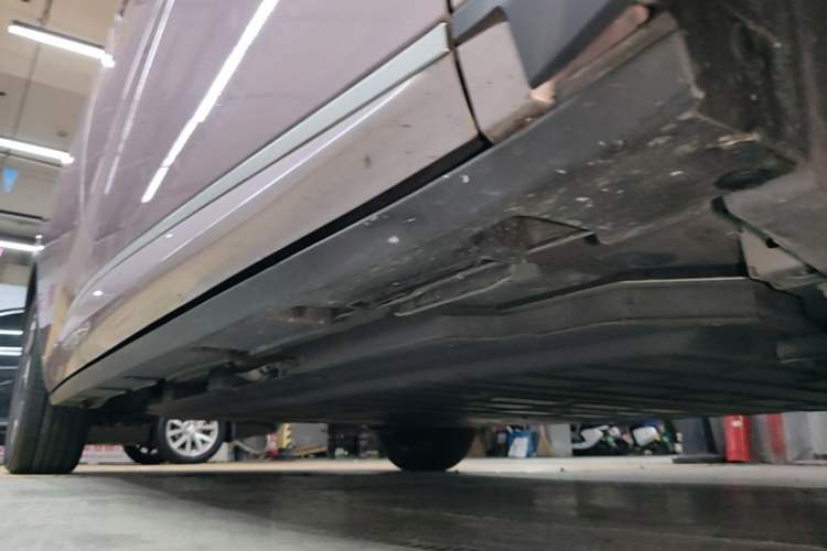 Used BYD Dolphin 2021 405 km Fashion Edition Right Side Sill