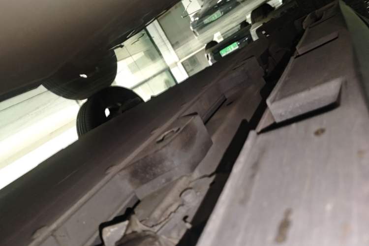 Used BYD Dolphin 2021 405 km Fashion Edition Right Side Sill