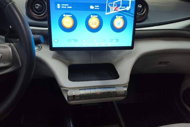 Used BYD Dolphin 2021 405 km Fashion Edition Audio And AC Panel
