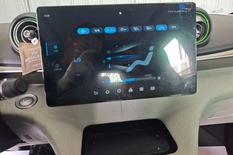 Used BYD Dolphin 2021 405 km Fashion Edition Audio And AC Panel