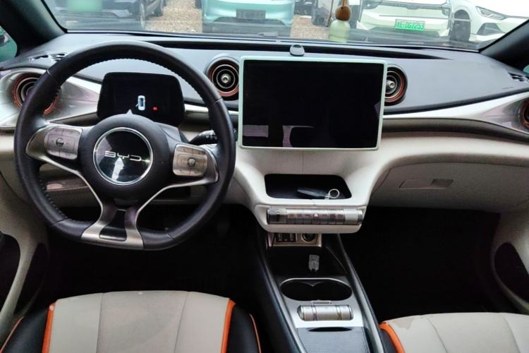 Used BYD Dolphin 2021 405 km Free Version Center Console
