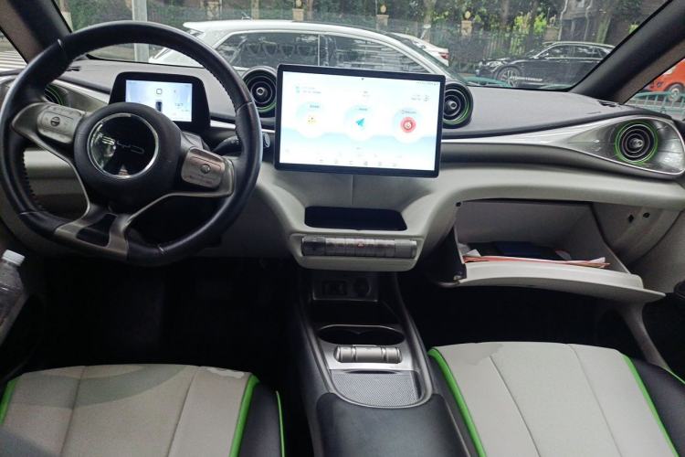 Used BYD Dolphin 2021 405 km Free Version Center Console
