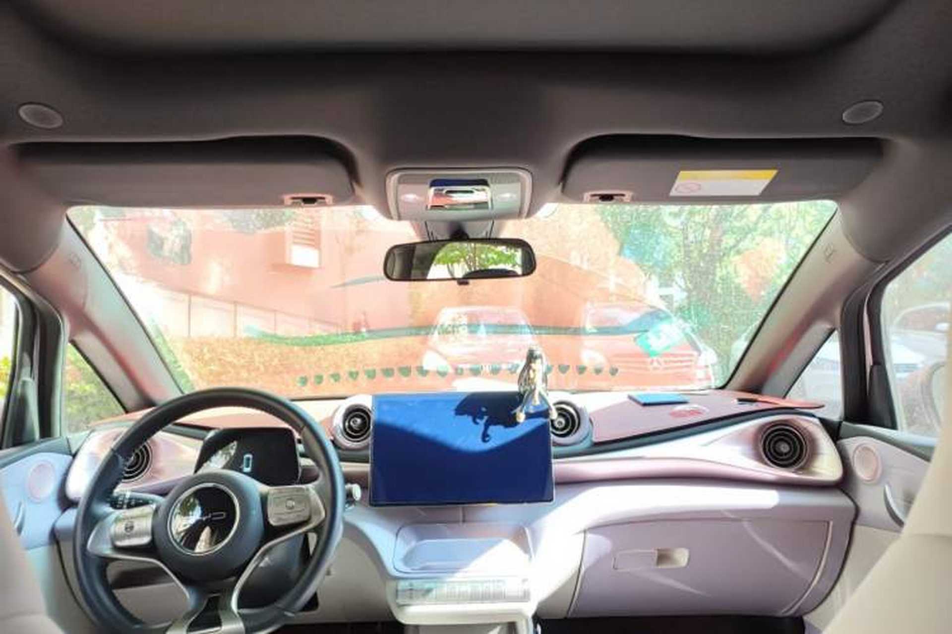 Used BYD Dolphin 2021 405 km Fashion Edition Center Console