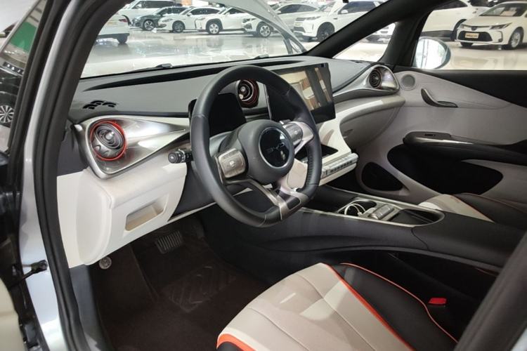 Used BYD Dolphin 2021 405 km Fashion Edition Center Console