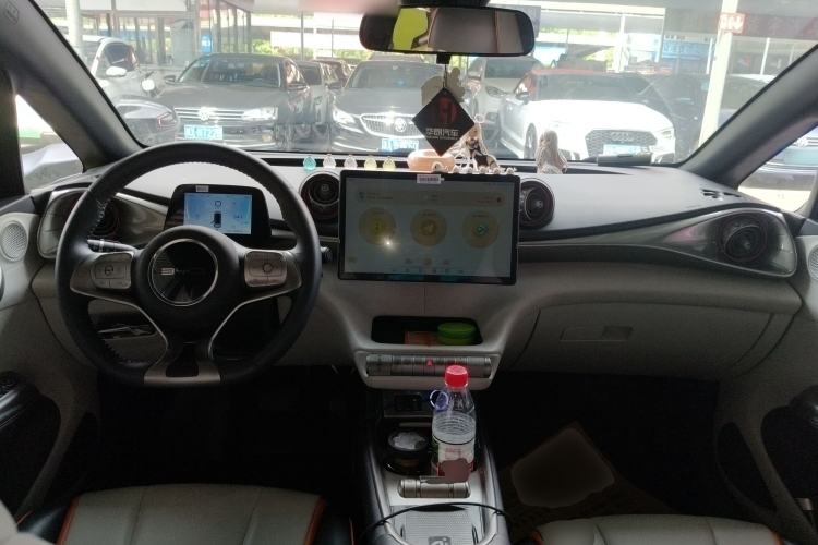 Used BYD Dolphin 2021 405 km Fashion Edition Center Console