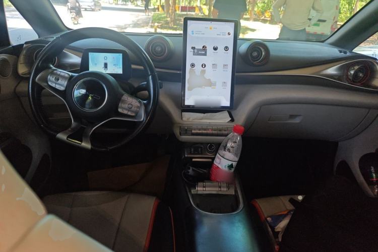 Used BYD Dolphin 2021 405 km Fashion Edition Center Console