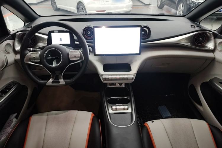 Used BYD Dolphin 2021 405 km Free Version Center Console