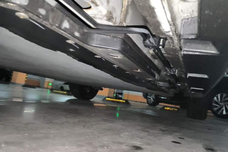 Used BYD Dolphin 2021 405 km Fashion Edition Chassis Front Left